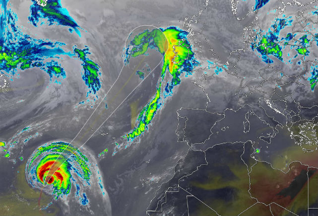 Метеоролози предупреждават: Ураганът „Лоренцо" приближава Европа