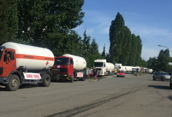 Валери Симеонов предложи удължаване на срока за регистрация на търговците за горива