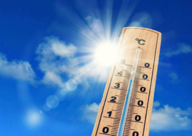 Във Варна, Добрич и Ахтопол отчетоха температурни рекорди