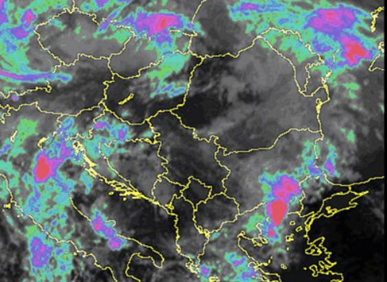 Метеоролози предупреждават: Има риск от наводнения в Южна България