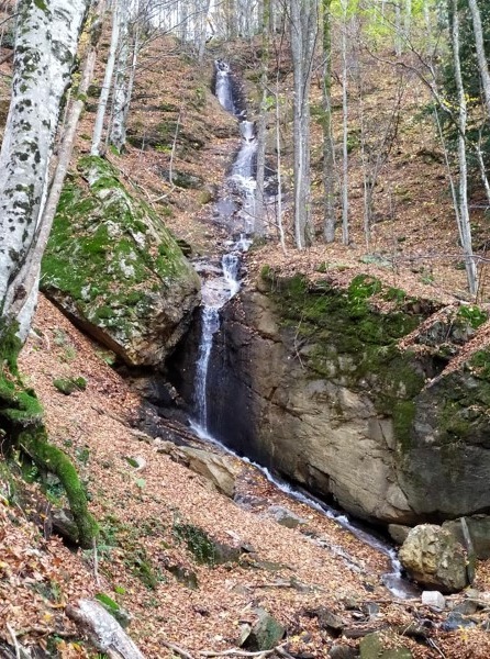 Лоповският водопад - един от най-недостъпните в Беласица