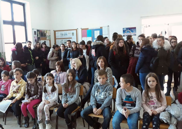 Коледно тържество за децата в Босилеград