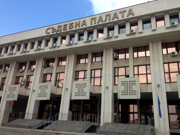 Бургаският окръжен съд пита чрез анкета какво е доверието на бургазлии в институцията