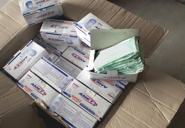 В Малко Търново сгащиха румънец с 2000 контрабандни медицински маски
