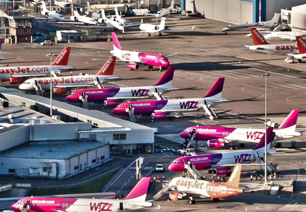 Заради коронавируса Wizz air промени графика на полетите си до Италия
