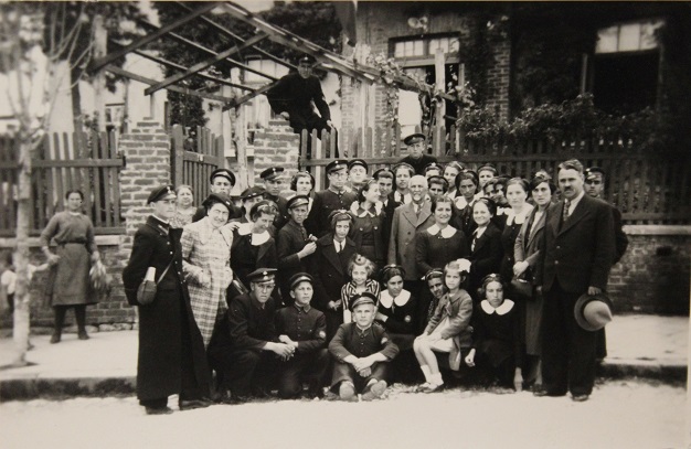 Снимки на Никола Обретенов с неговите гости показват в Русе