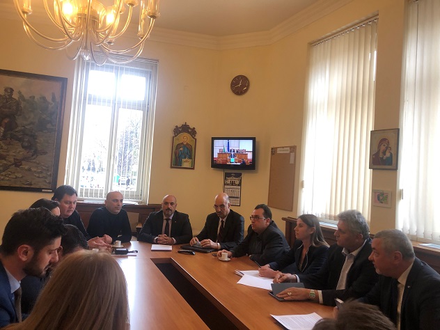 Депутати от „Обединени патриоти“ и АБРО обсъдиха квотите за българска музика