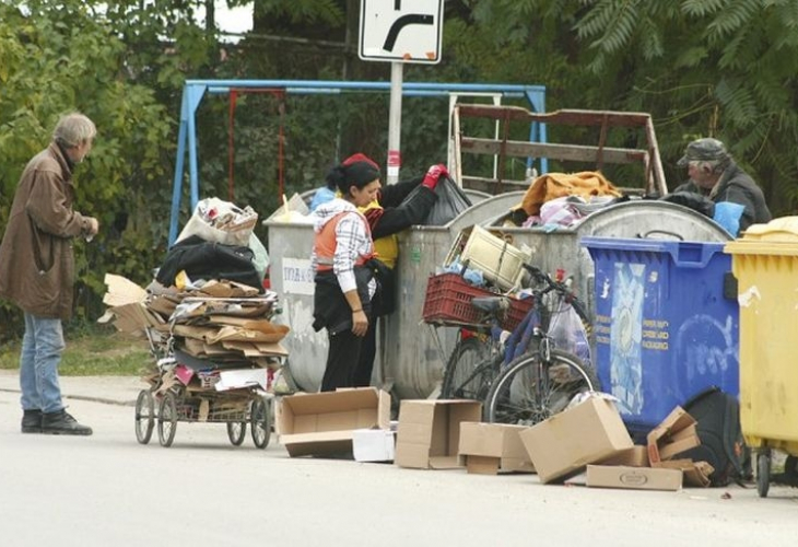 От днес в Бургас: 5000 лева глоба за хвърляне на боклук извън контейнерите