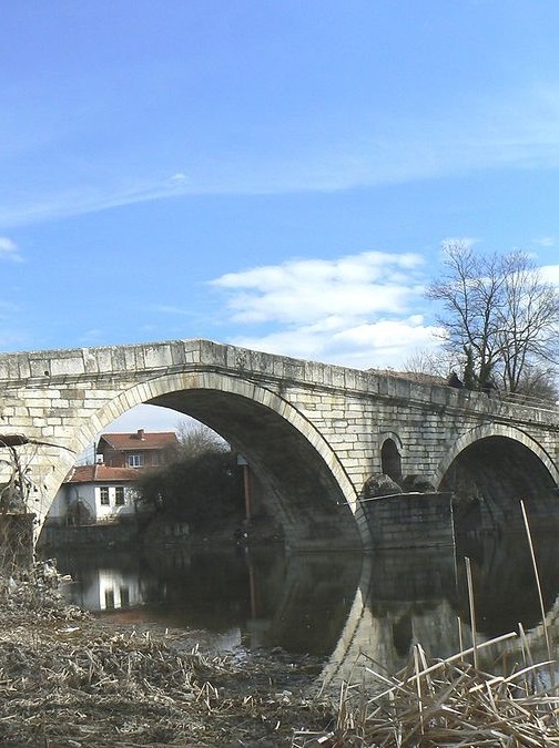 Ще реставрират емблематичния Кадин мост над река Струма