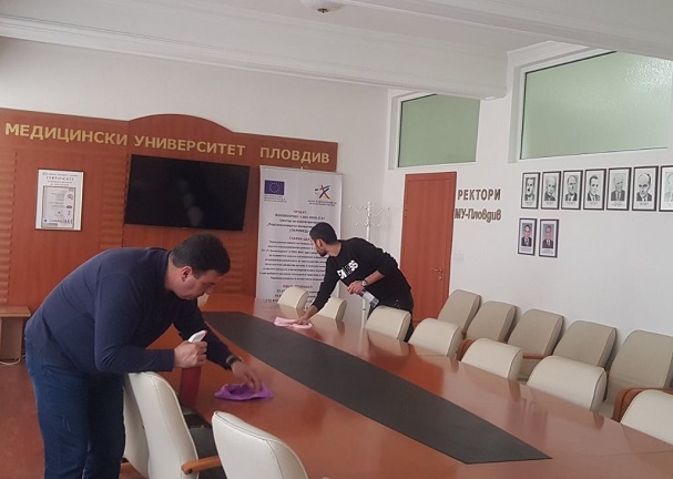 Медицинският университет в Пловдив бе дезинфекциран с уникален нанопрепарат