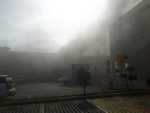 От РИОСВ отчетоха: Няма замърсяване на въздуха при възникналия пожар в магазин  „Зора“