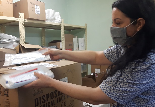 Най-голямата болница в Бургас изпитва остра нужда от маски и ръкавици