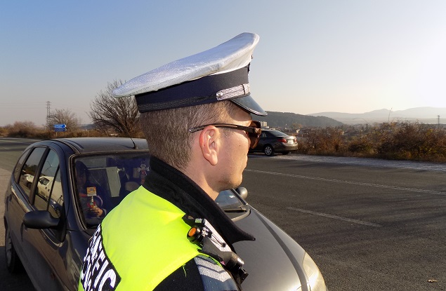 Пътна полиция с акция по основните пътни артерии към Черноморието