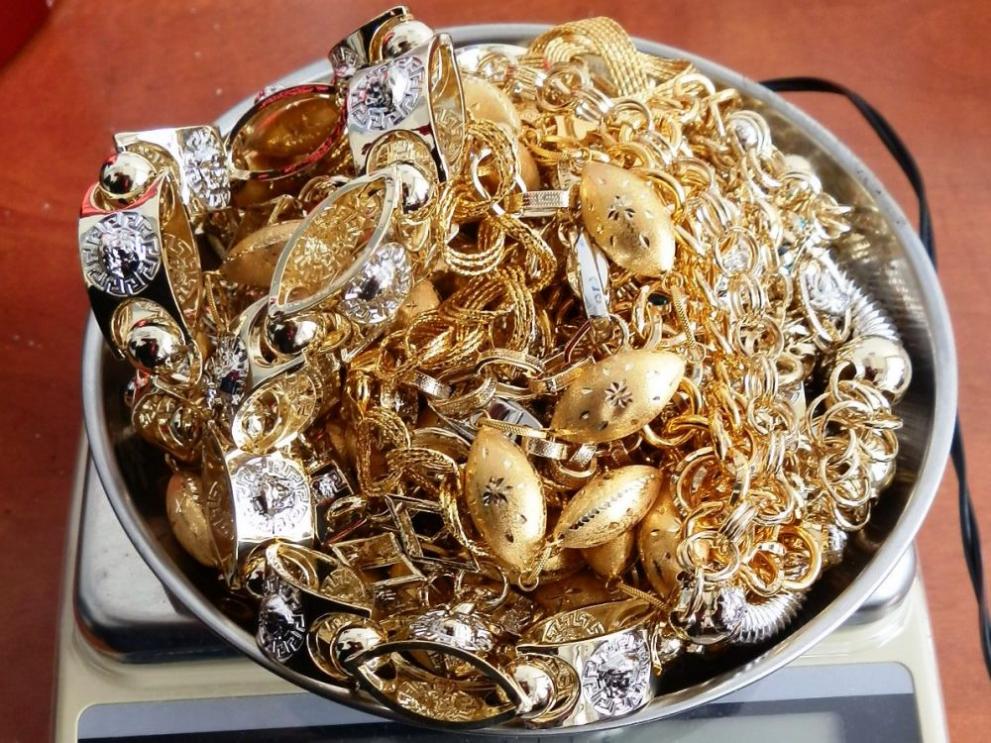 Митничари задържаха контрабандни златни накити за над 90 000 лева
