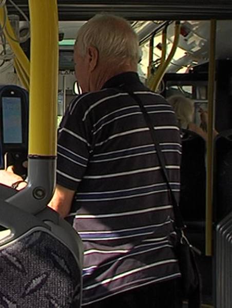 Започват масови проверки в градския транспорт за носене на маски