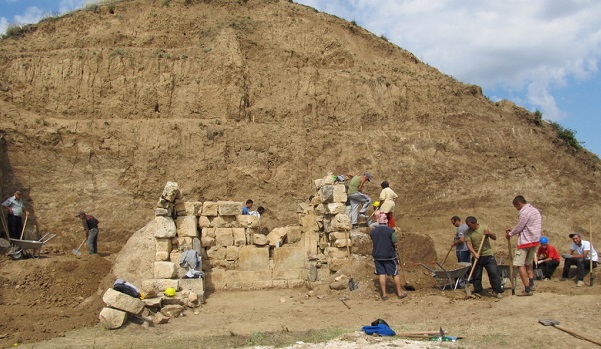 Реставрацията на тракийската гробница в Сборяново се оказа препъникамък