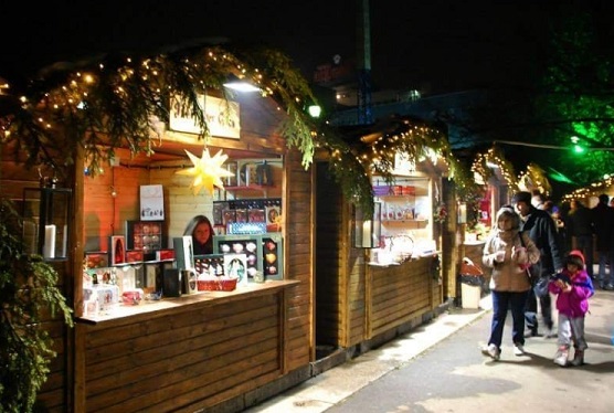Коледните базари в София - без маси и открити сцени