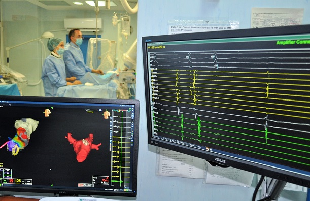 За първи път в България – 3D навигация вместо рентген при премахване на аритмия