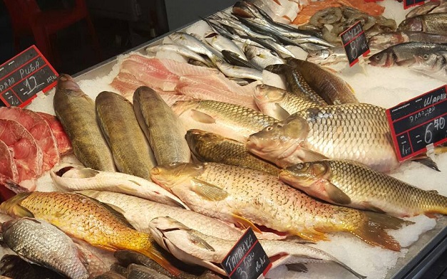В русенски магазин засякоха 102 кг риба без документи за произход