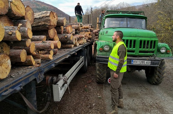 Всеки камион с дървесина ще бъде включен във фото-регистър на ЮЗДП