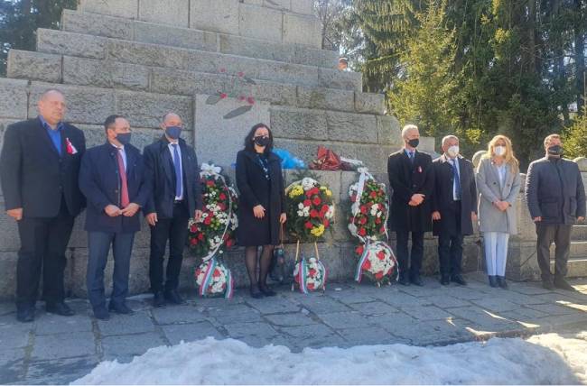 Валери Симеонов и унгарският държавен секретар бяха в Копривщица на 3 март