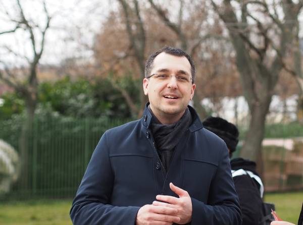 Глоба от 1500 леи за здравния министър на Румъния, бил без маска