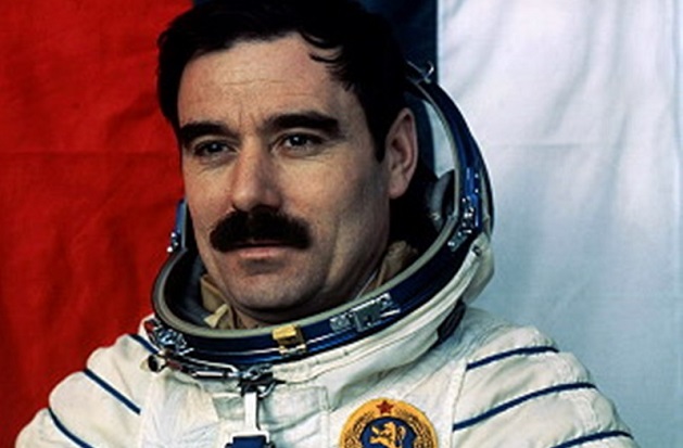 Кметът на Ловеч поздрави Георги Иванов за Деня на космонавтиката