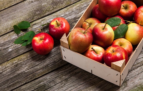 Само една четвърт от ябълките, продавани у нас, са български