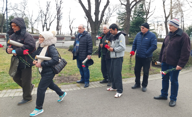 Патриоти от „Консервативна България“ почетоха в Бургас паметта на Левски