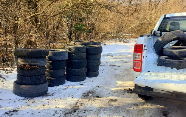 Разчистиха Шуменското плато от изхвърлените автомобилни гуми