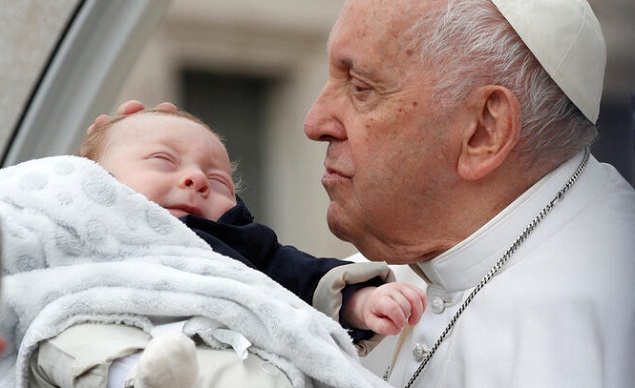 Папата: Домашните любимци започват да заемат мястото на децата