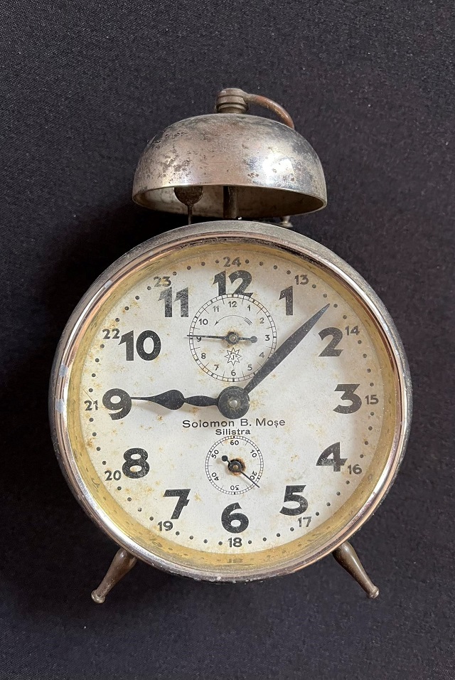 Будилникът и джобният часовник, на главния равин на Силистра Давид Ааронсон дариха на русенския музей