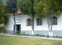 Ремонтираният храм в старинната обител