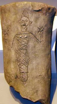 Изображение на шаман върху керемида от Мадара