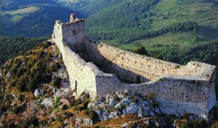 Свещеният Граал е скрит в българските земи