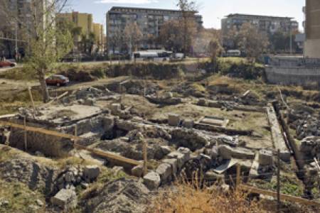 Тайните символи в Малката базилика на Пловдив