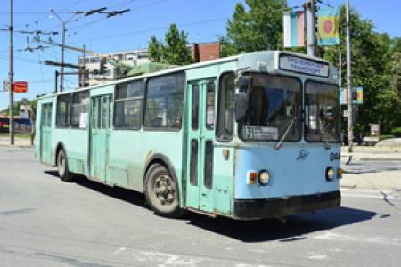 Спряха тролеите в Добрич, били на загуба