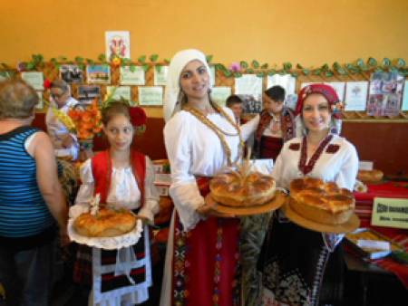 В Ресен спретнаха празник на хляба