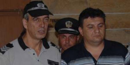 И кметът на Куклен изгоря в корупционна схема