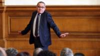 Йордан Цонев от ДПС се похвали от трибуната, че именно неговата партия е помогнала законопроектът за плоския данък да бъде спрян