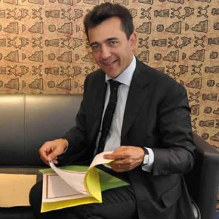 Упражняването във властта се превръща в странно риалити