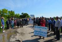 Търпението на местните хора свърши, готови са на протести и палатков лагер на жълтите павета