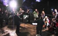 Симфоничен концерт в пещерата Леденика