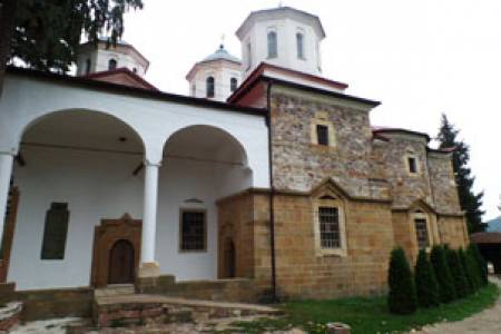 Необяснимите чудеса в Лопушанския манастир