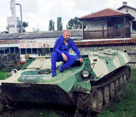 Селска мутра ли е Динко?