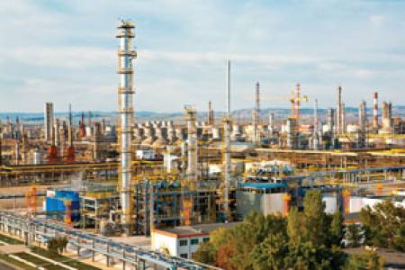 „Лукойл-Нефтохим“ плати глоба от четвърт милион лева
