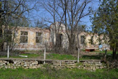 България ликвидира 25% от училищата си