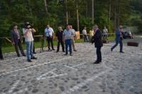 Лидерът на НФСБ и председател на групата на ПФ в парламента Валери Симеонов пожела на „Козият рог“ да му върви като по вода