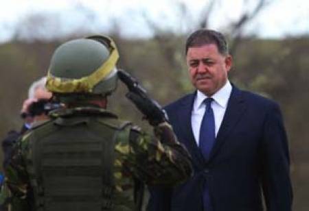 Армията ни страда  от недостиг на кадри