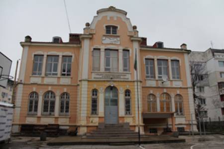 Осъдиха директор на мюсюлманско училище за издаване на документи с невярно съдържание